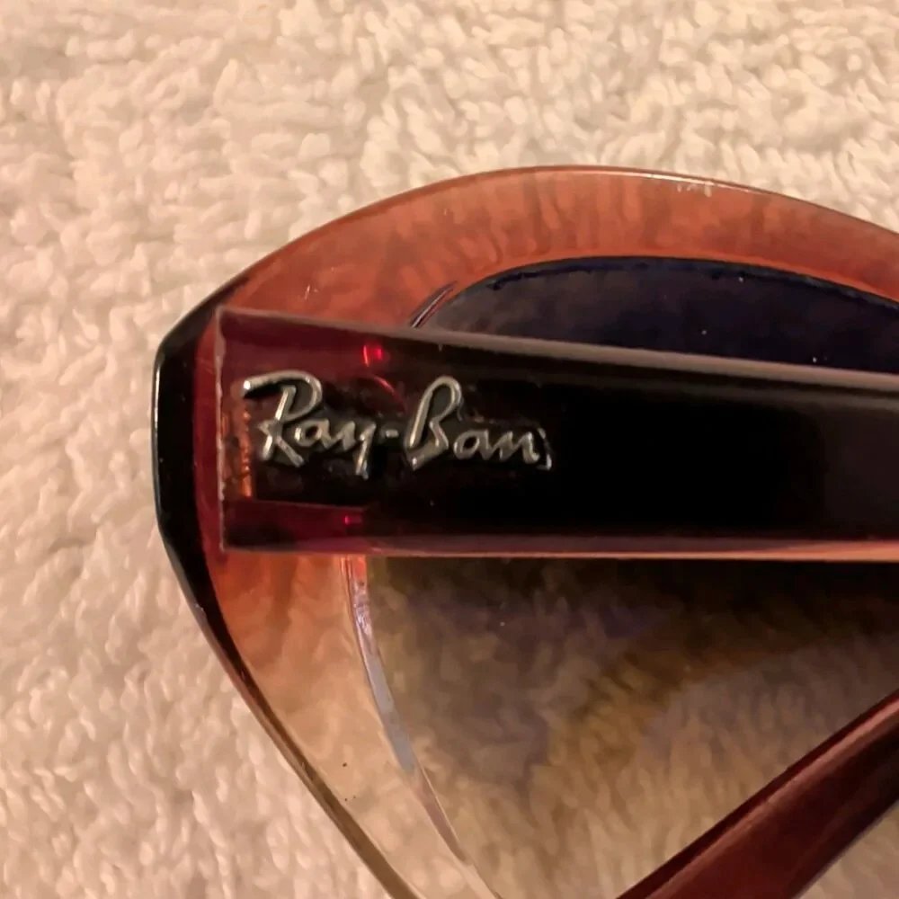 Ray-Ban RB 4163 840/51 Cat-Eye Sunglasses